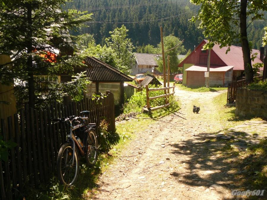 Na Mladej Horze pod nieczynnym już schroniskiem "Chyz u Bacy"