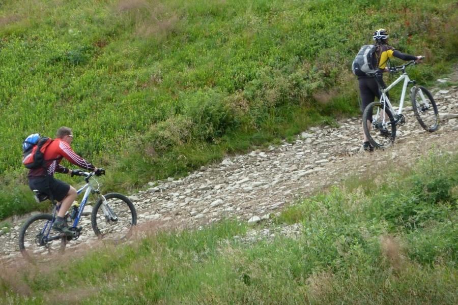 Woleli uphill - ich wybór, choć daleko nie zajechali. :)