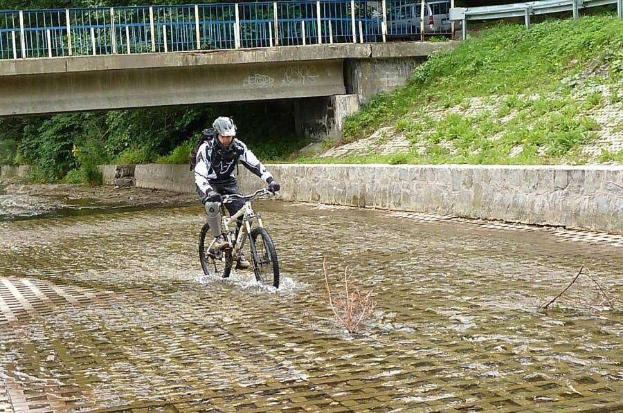 Warunki dobre, prąd i wiatr umiarkowane. Przyjmujemy kurs na wyciąg. Cała naprzód!