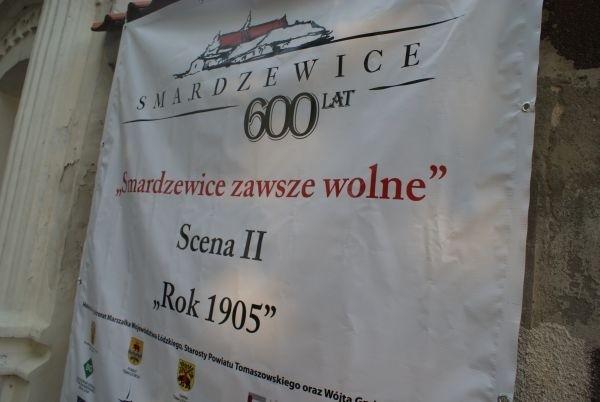 scena 2 - Rok 1905 - rozruchy przy kościele św. Anny w Smardzewicach