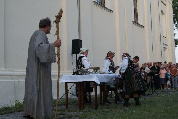 rozruchy miały miejsce w Wielką Sobotę