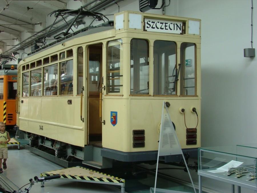 Muzeum Techniki i Komunikacji - Zajezdnia Sztuki w Szczecinie 39