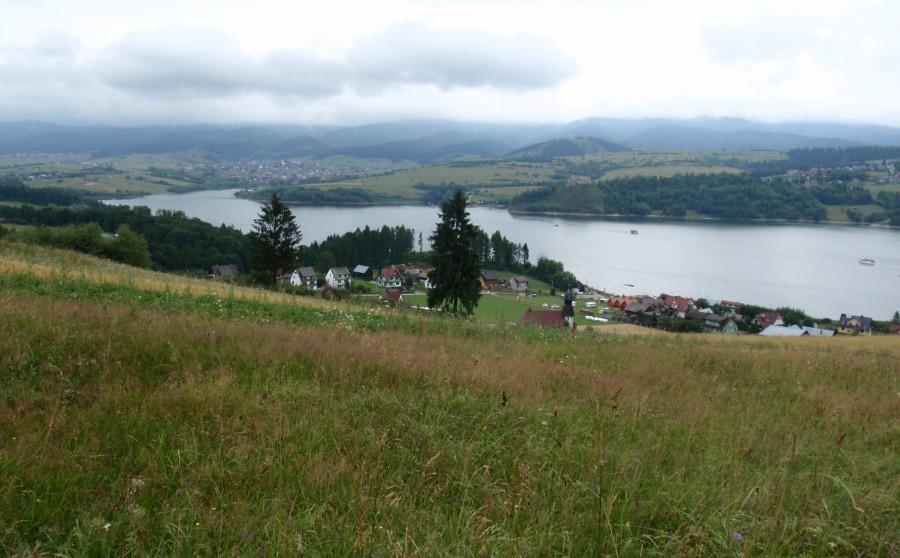 Widok na Jezioro Czorsztyńskie