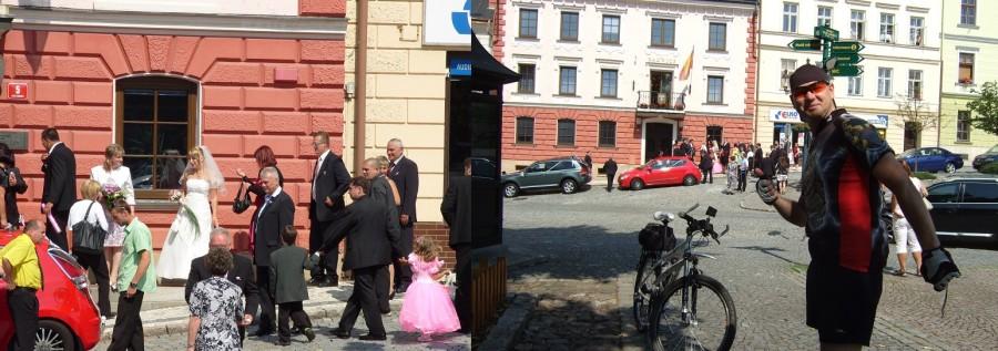 Kraliki rynek i znowu trafiliśmy na weselisko.