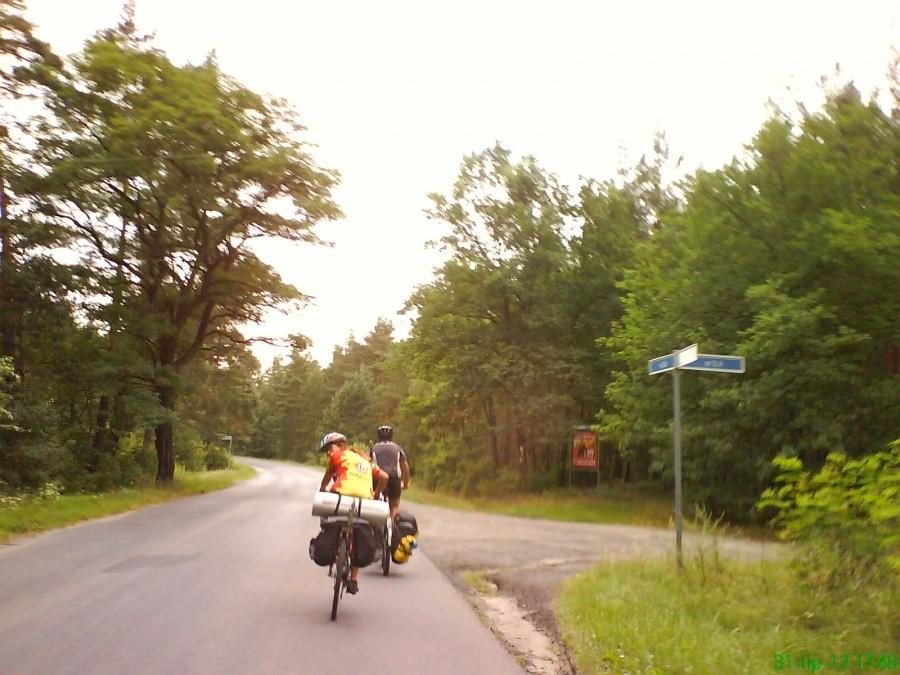 Kosma paczy, kto ją przypadkowo dochodzi