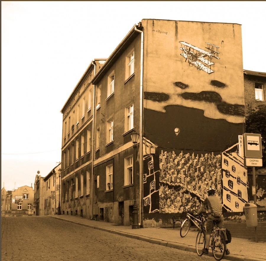 Grafitti na tczewskich budynkach