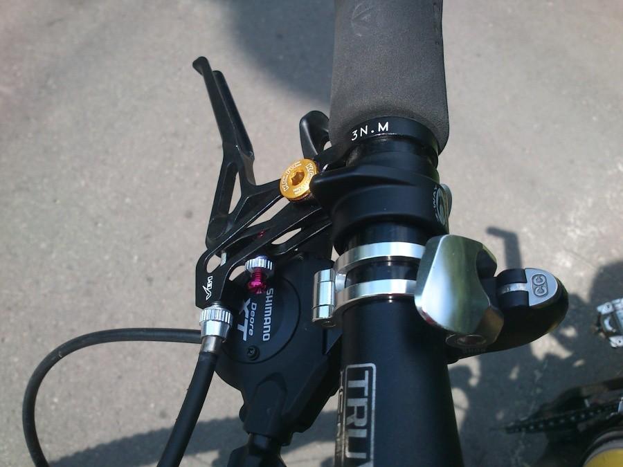 Klamka prawa i manetka deore XT