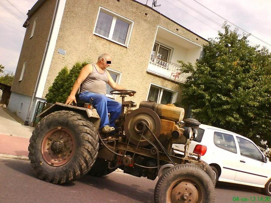 Miasto powiatowe, rok 2012. Dziki zachód..
