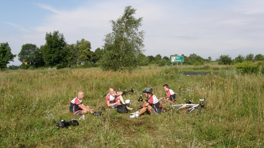 Przerwa na izobroniki, jakieś 40-50 km przed Bałtykiem