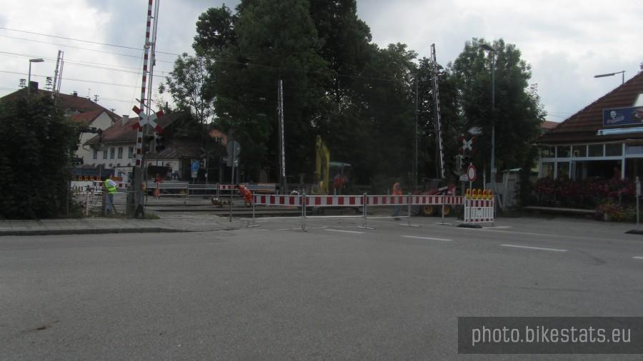 Remont przejazdu.(Rano)