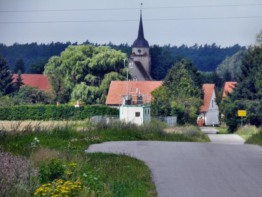 Na horyzoncie miejscowość Mewegen.