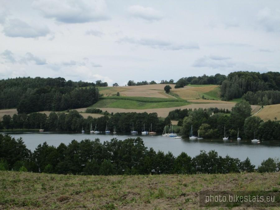 Widok na Jezioro Raduńskie Dolne. Okolice wsi Lampa
