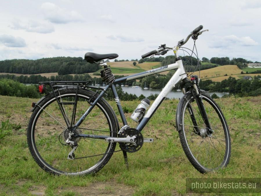 Panther TR-555 na Jeziorem Raduńskim Dolnym