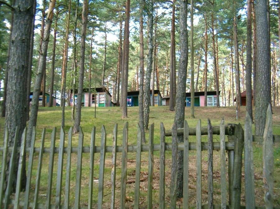 15 Rajd Kociewsko-Borowiacki. Widok na ośrodek wypoczynkowy Domu Dziecka w Ocyplu.
