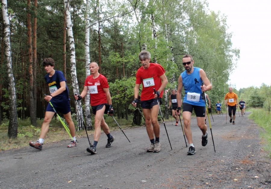 Zawody Nordic Walking. Masłońskie