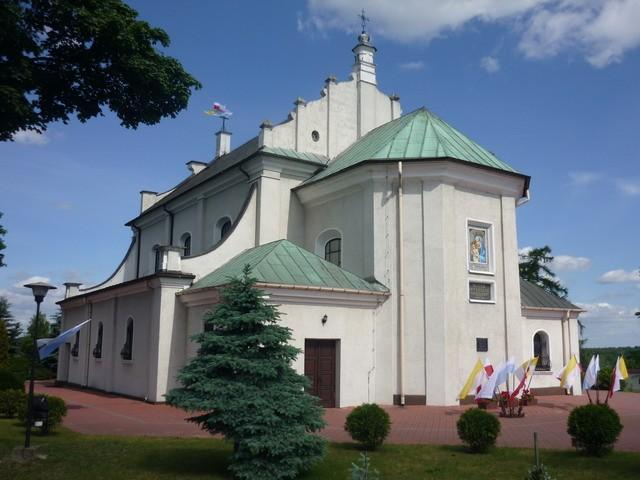 Dmosin - barokowy kościół św. Andrzeja z XVIII wieku