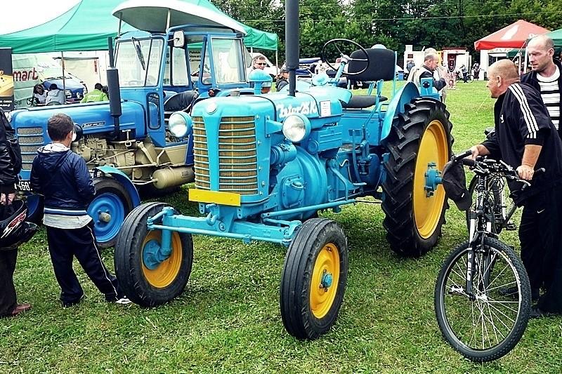 Traktor zabytek