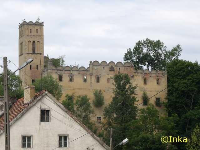 Ratno, zamek