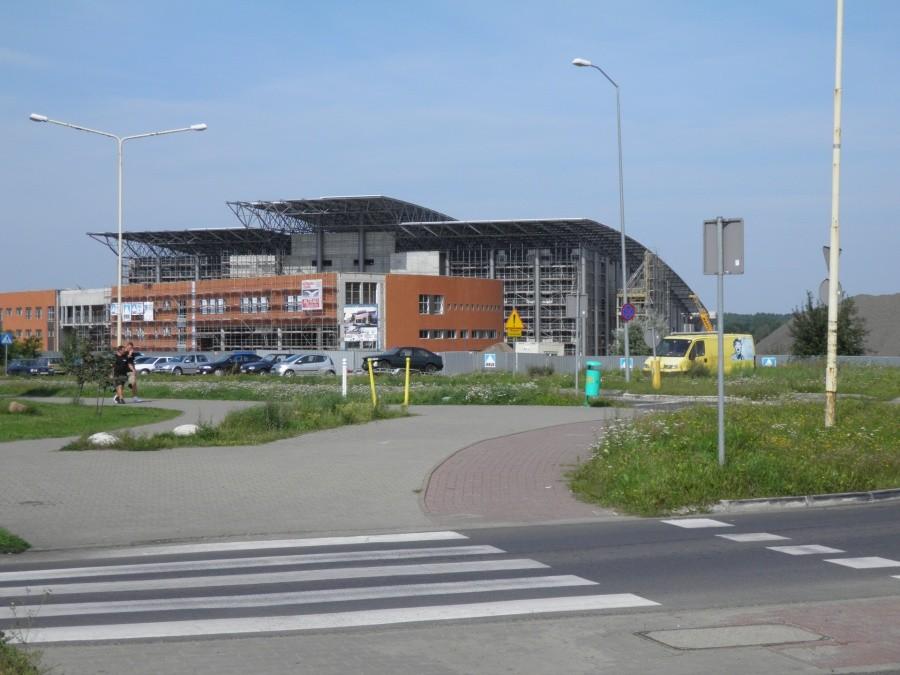 Tak w dniu 18 sierpnia 12 r. wyglądała budowla hali sportowej przy ulicy Szafera w Szczecinie.