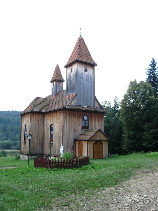 Kościół w Zawadce.