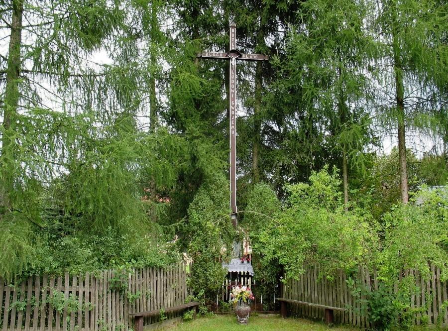 Nadkole - krzyż