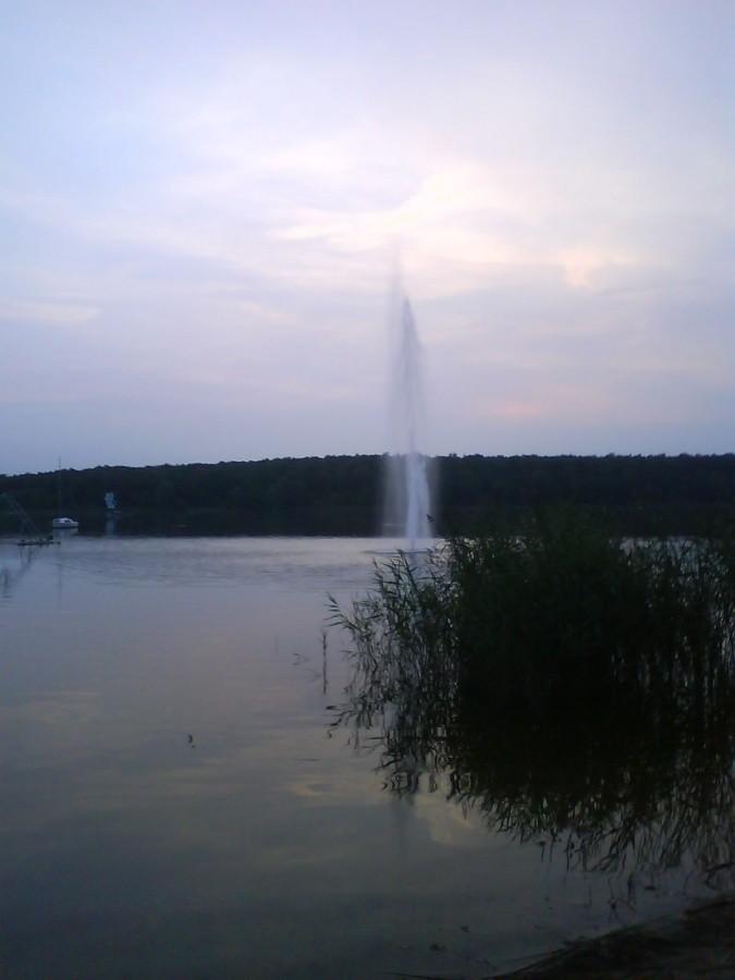 Fontana na Jeziorze Swarzedzkim