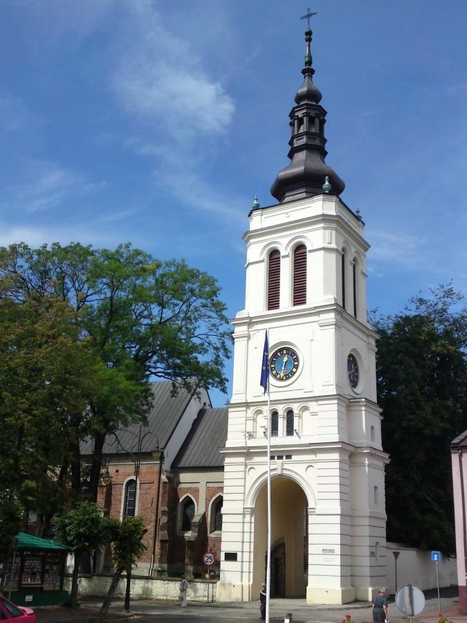 Uniejów-kościół Wniebowzięcia NMP z XIVw