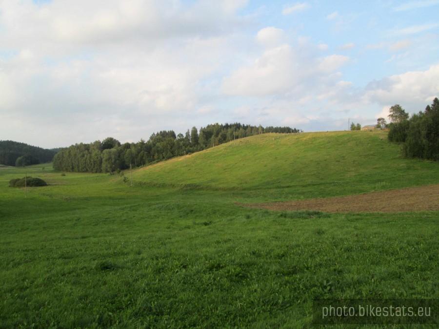 Jadąc do Ostrzyc. Okolice wsi Ramleje i Goręczyno
