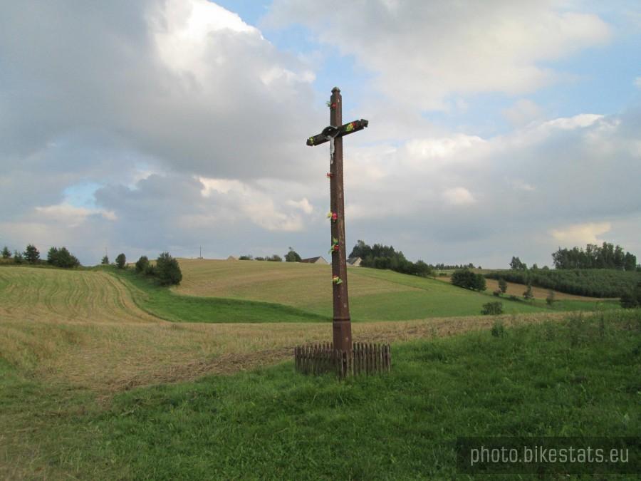 Przydrożny krzyż