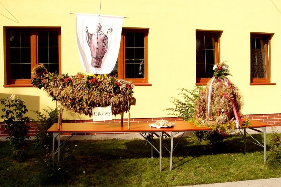 Dożynkowe wieńce w Żelisławkach