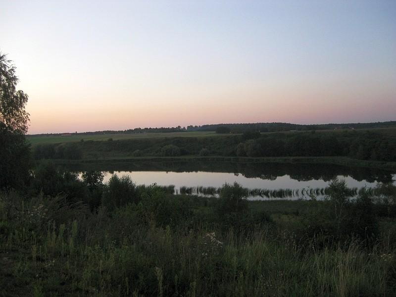 Jezioro Góra wieczorową porą
