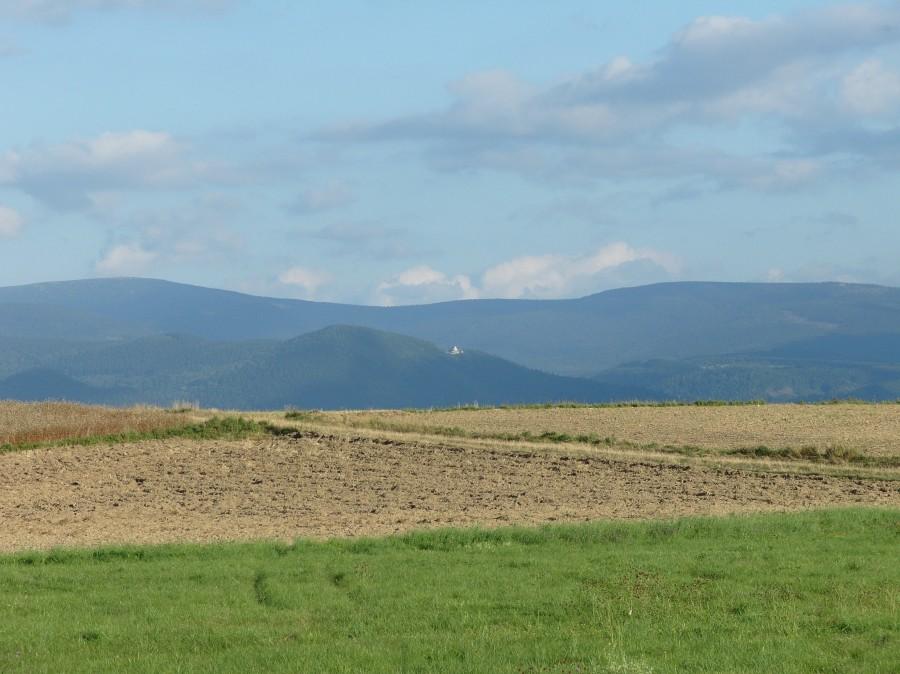 Widok na schronisko Mari Śnieżnej.