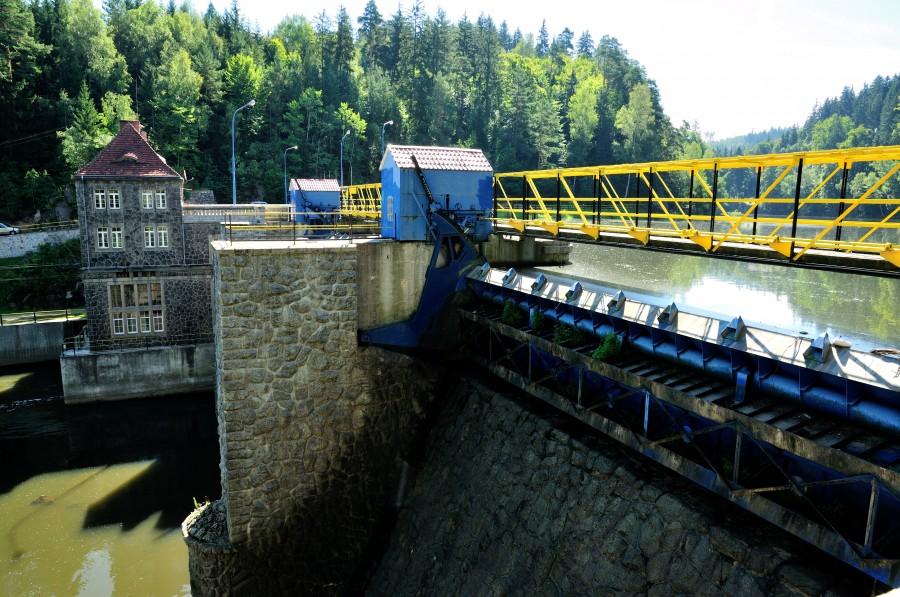 Elektrownia wodna Bobrowice nad Jez. Modrym
