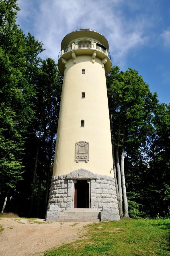 Wieża widokowa na Wzgórzu Krzywoustego w Jeleniej Górze