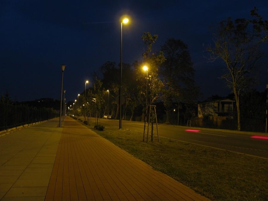 miasto nocą