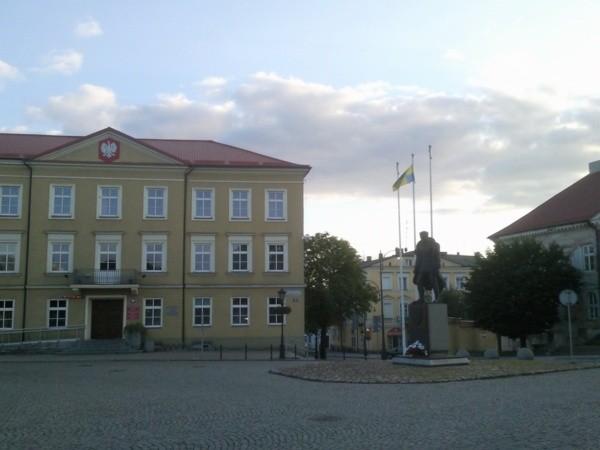Budynek Rady miasta, prezydenta miasta, itd.