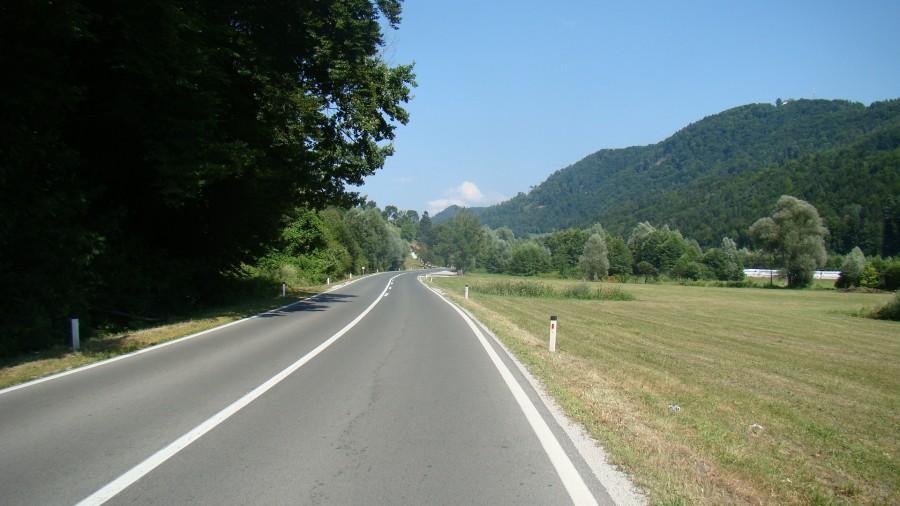Droga wiedzie doliną