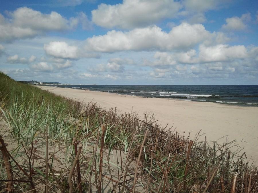 Plaża w okolicy chałup w lewo