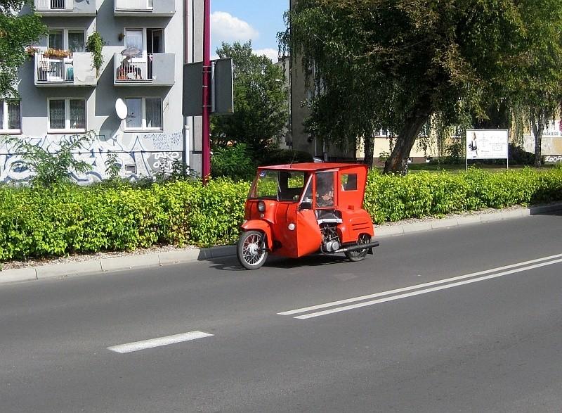 takie wehikuły się tam nawet poruszają ;-)))fn