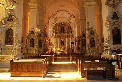kościół w Sejnach został wybudowany w latach 1610-1619 w stylu późnorenesansowym przez dominikanów