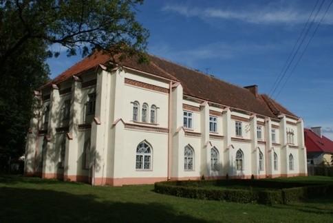 pałac w Dospudzie