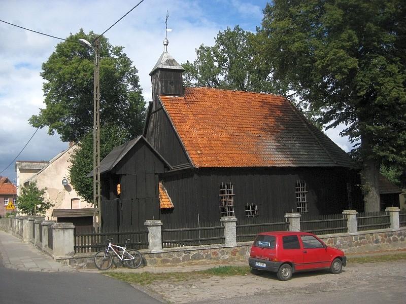 Drewniany kościółek w Rejowcu