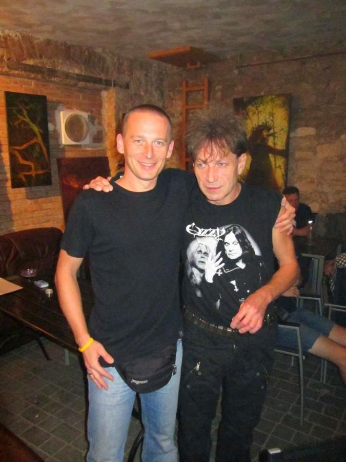 Przed koncertem z żywą legendą polskiego punk rock`a, Siczką.