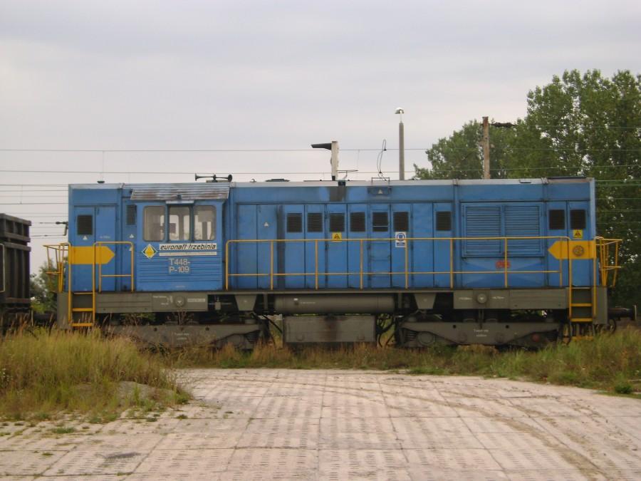 Lokomotywa T448p-109 Euronaftu Trzebinia na stacji Tomaszów Maz