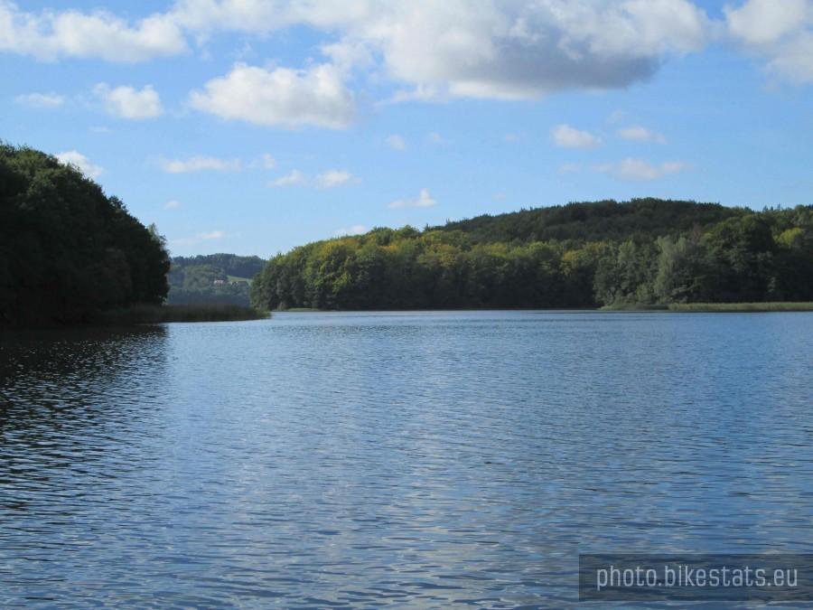 Widok na Jezioro Ostrzyckie