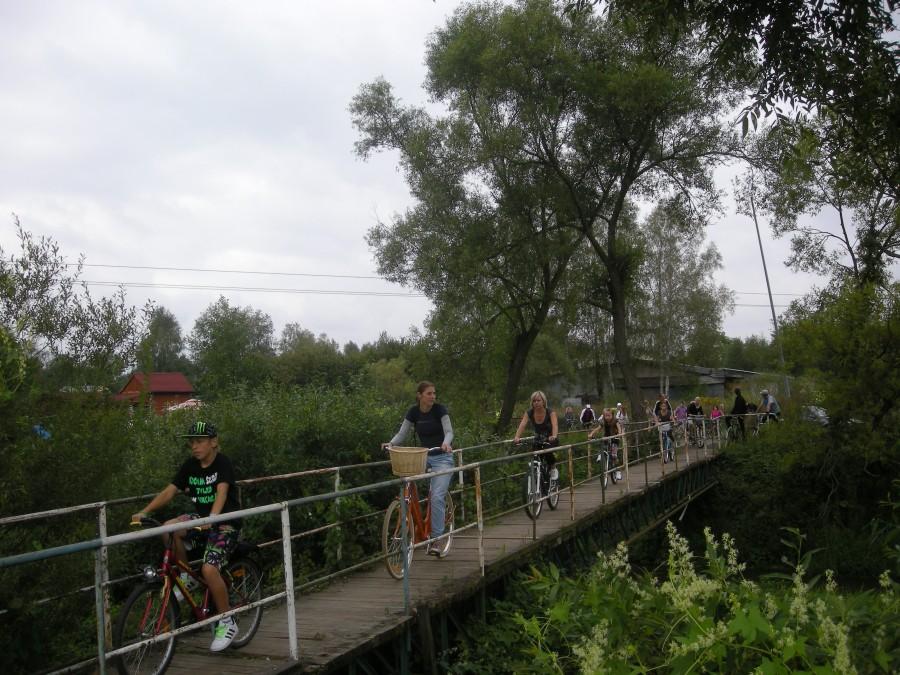 Wycieczka z Bartexu - mostek na Warcie