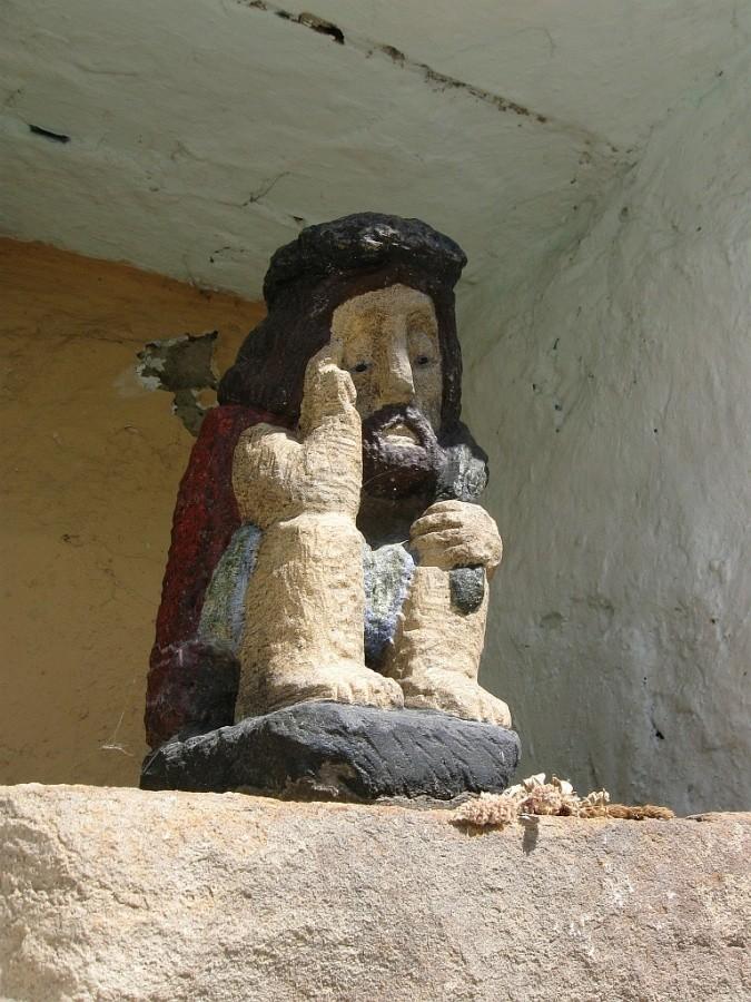 Chrystus z kapliczki.