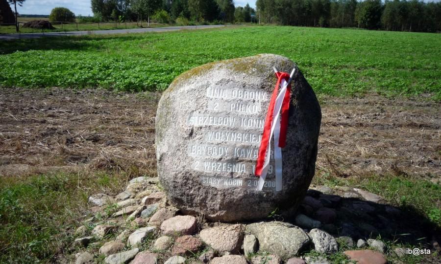 Kamień upamiętniający Wołyńską Brygadę Kawalerii