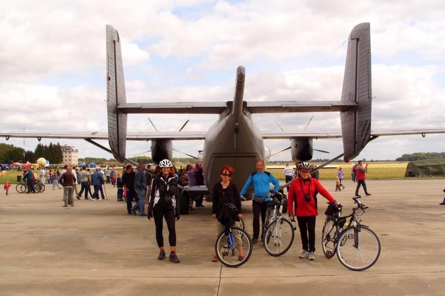 My na tyłach samolotu An-28 BRYZA bis