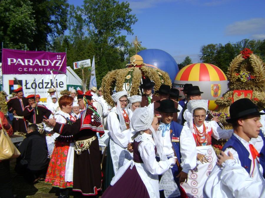 Występy ludowe reprezantanów dany region Polski
